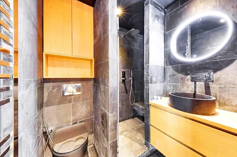 196 Dan - Superbe A Apartment